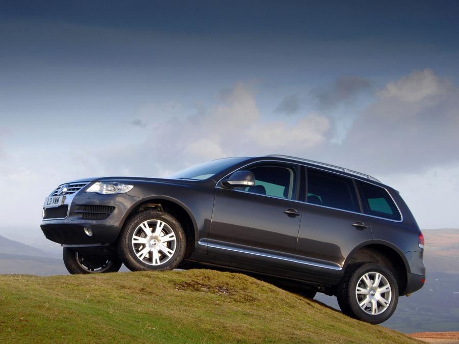  Volkswagen Touareg V6 TDi 2007 года  (UK) (фото 11 из 12)